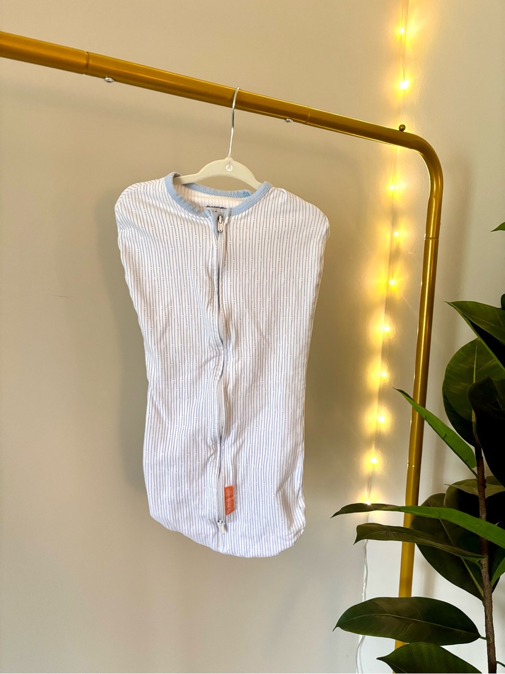 Swaddle me Baby Sleeveless Zip-Up Sleep Sack - Light Blue Stripe